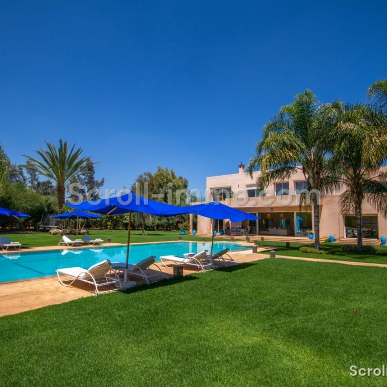 Palace Privé d’Exception – Villa Prestige avec Piscines, Spa & Cinéma