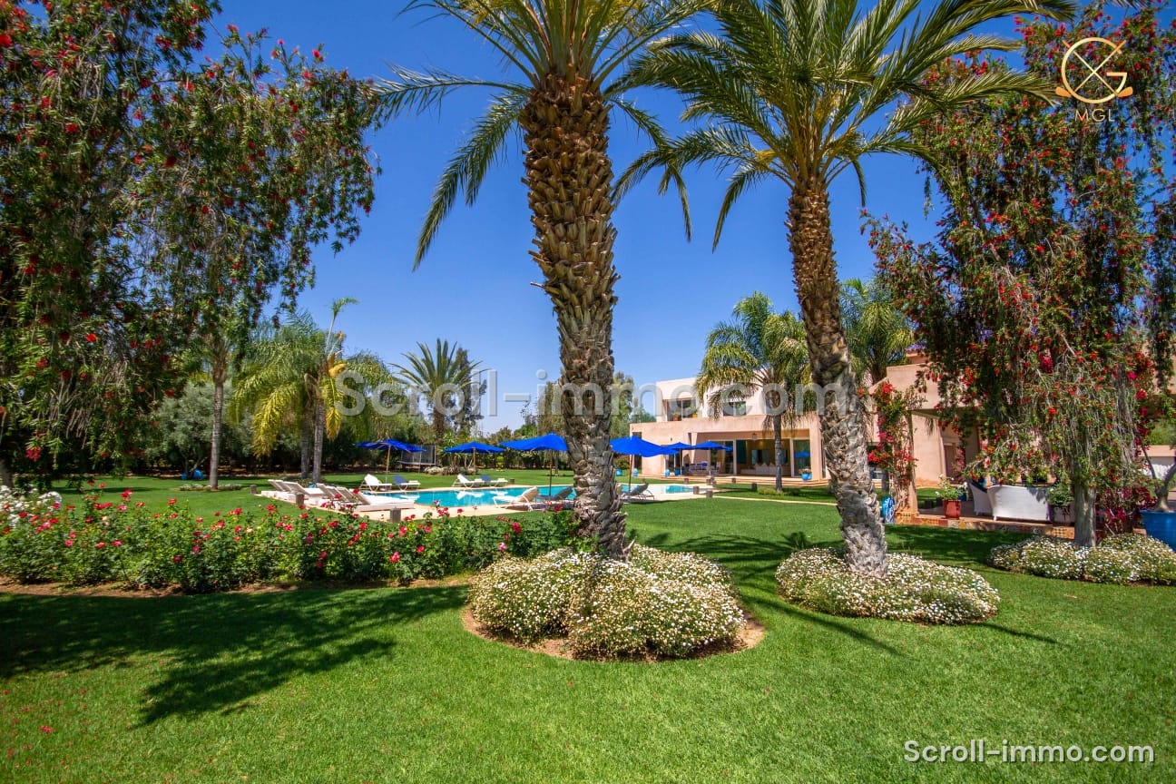 Palace Privé d’Exception – Villa Prestige avec Piscines, Spa & Cinéma