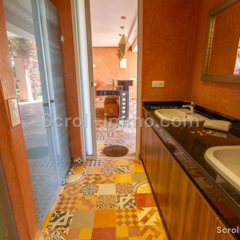 Palace Privé d’Exception – Villa Prestige avec Piscines, Spa & Cinéma