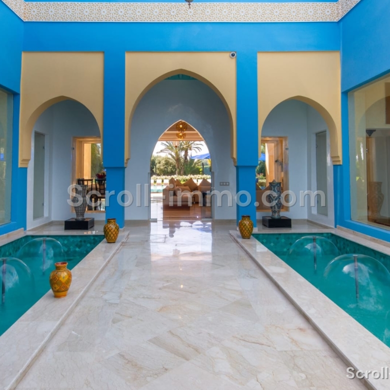 Palace Privé d’Exception – Villa Prestige avec Piscines, Spa & Cinéma