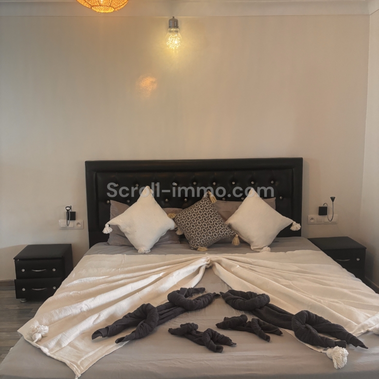 Villa & Lodges de Charme – Piscine, Grand Jardin & Séjours Sur-Mesure