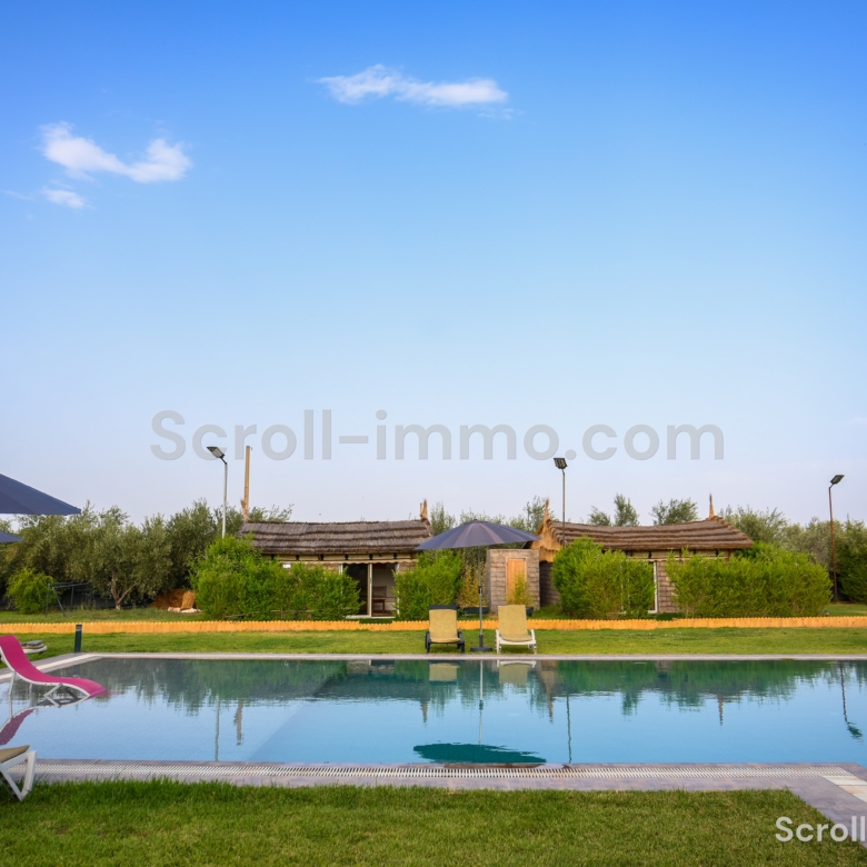 Villa & Lodges de Charme – Piscine, Grand Jardin & Séjours Sur-Mesure