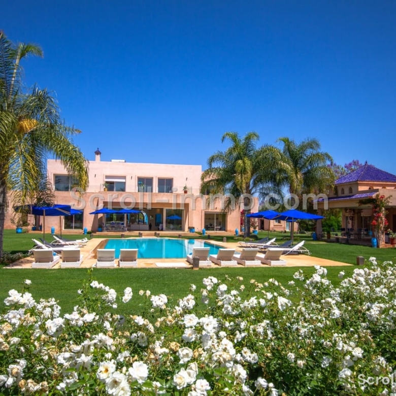 Palace Privé d’Exception – Villa Prestige avec Piscines, Spa & Cinéma
