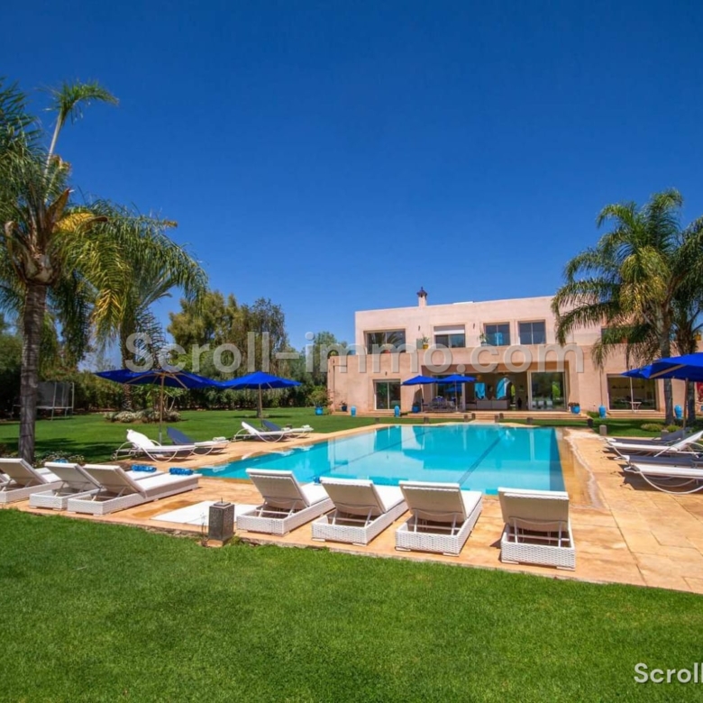 Palace Privé d’Exception – Villa Prestige avec Piscines, Spa & Cinéma