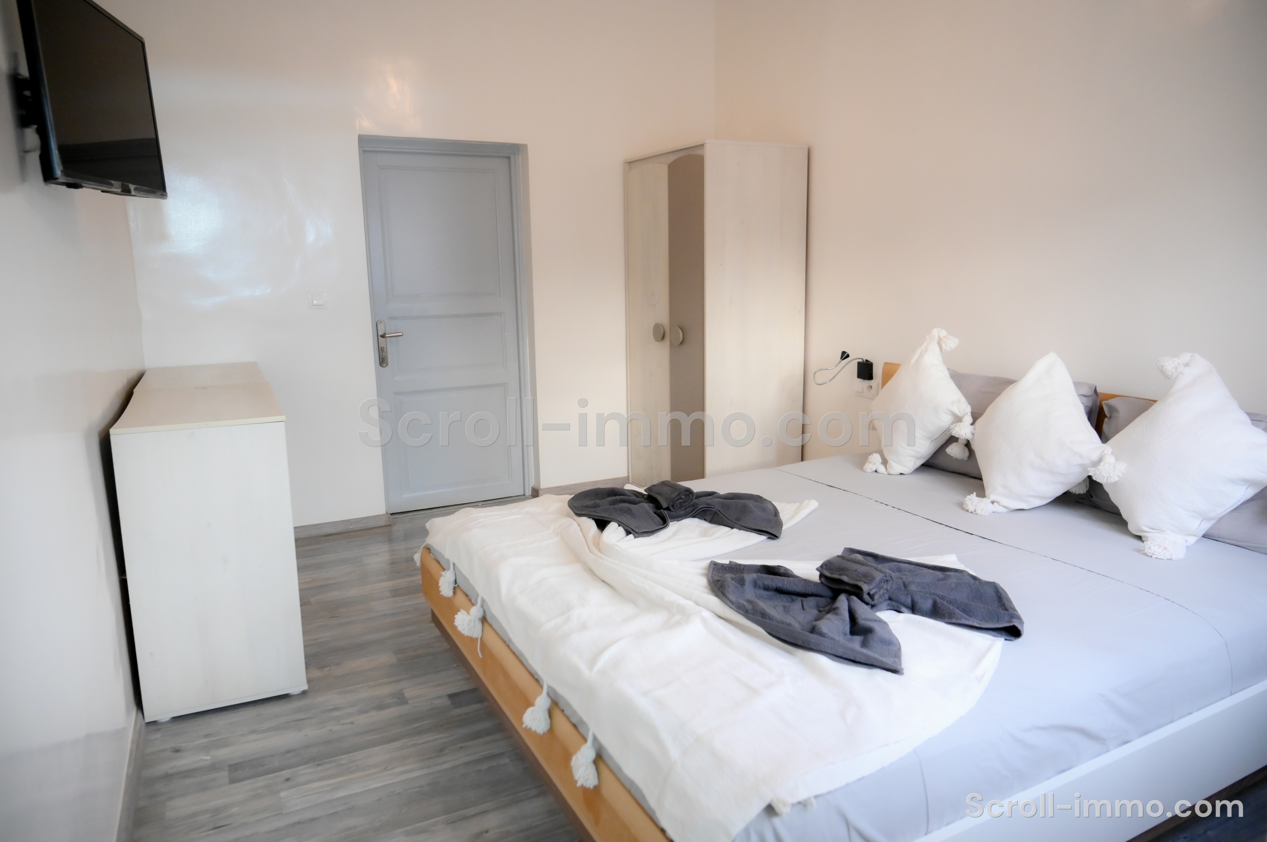 Villa & Lodges de Charme – Piscine, Grand Jardin & Séjours Sur-Mesure
