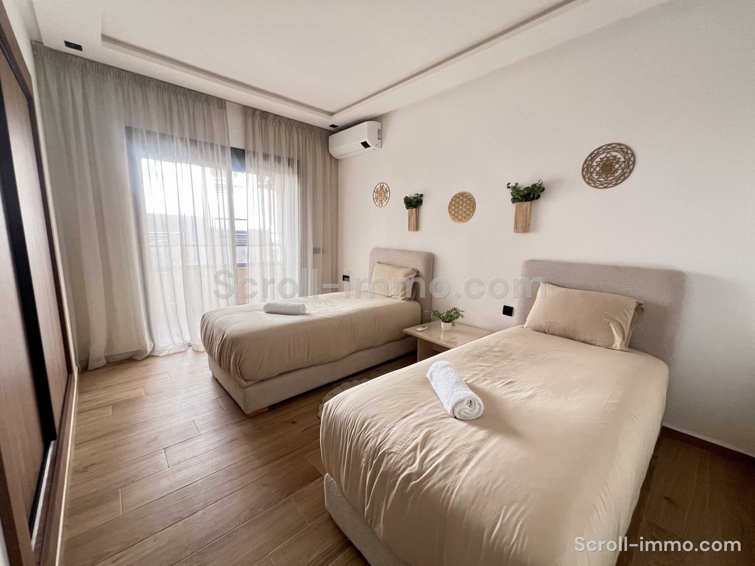 Très bel appartement, trois chambres neuf