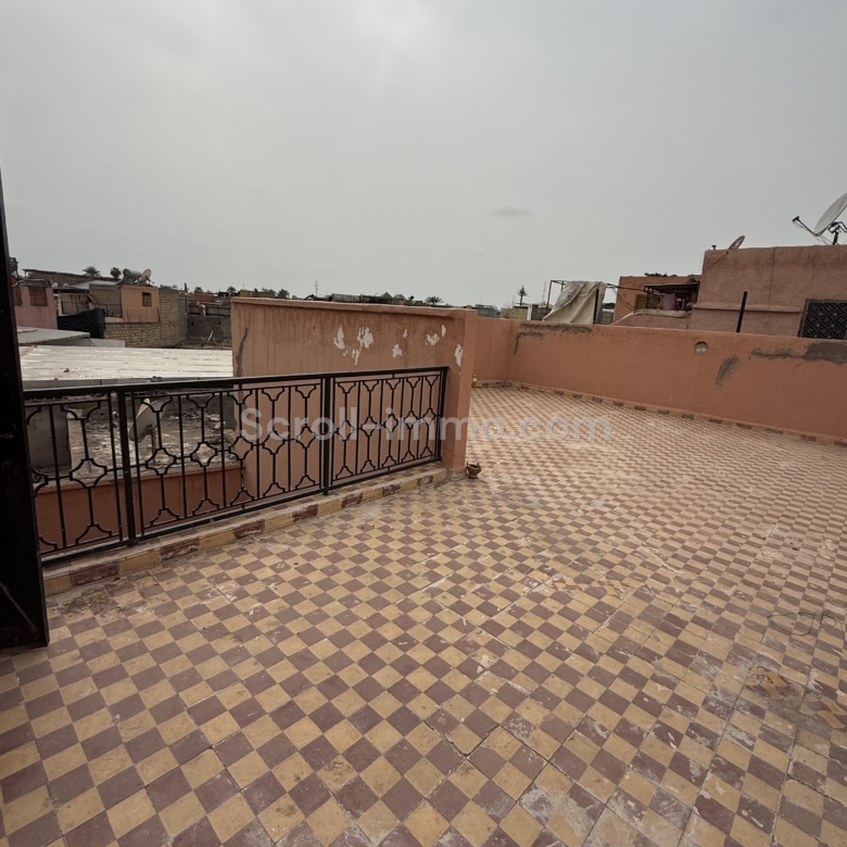 Riad Titré 120M2 – Mosquée Bab Doukalla