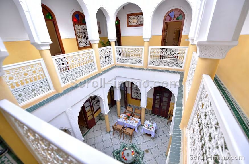 A saisir ! Superbe Riad 6 suites – Kasbah