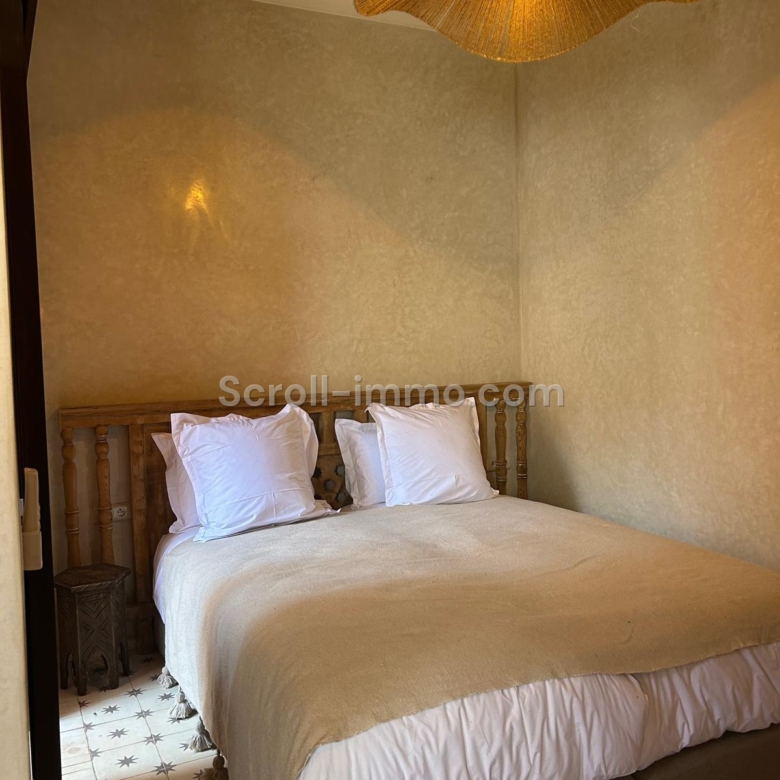 Riad titré de 160 m² au sol – Piscine chauffée – Quartier Laâgza, proche Riad Laarouss