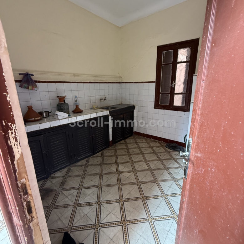 Riad Titré 120M2 – Mosquée Bab Doukalla