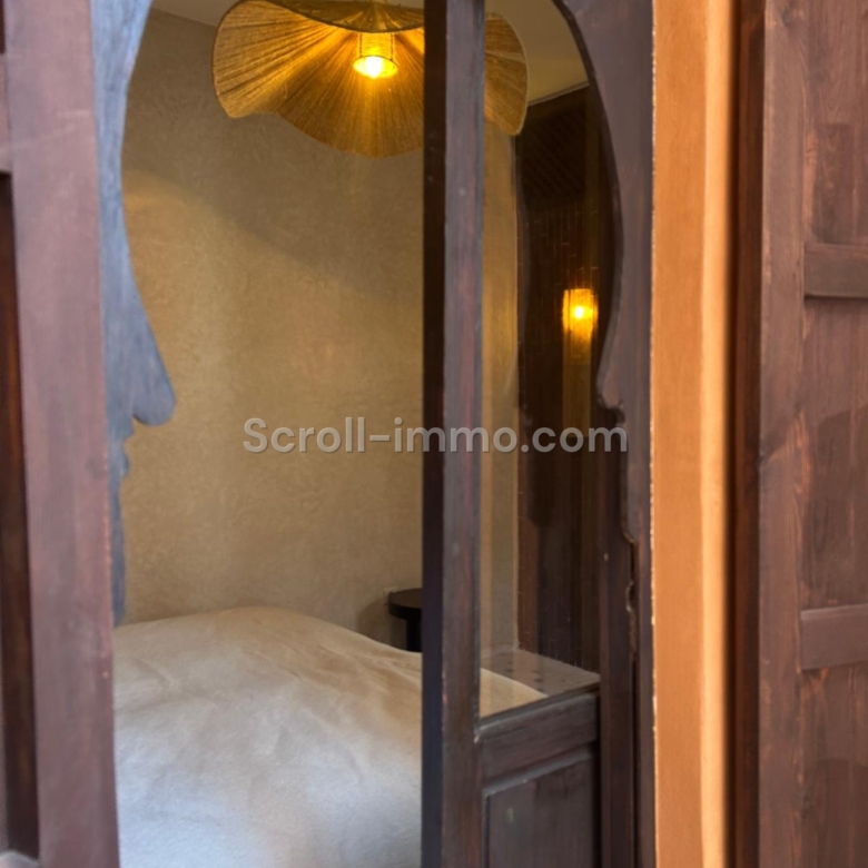 Riad titré de 160 m² au sol – Piscine chauffée – Quartier Laâgza, proche Riad Laarouss