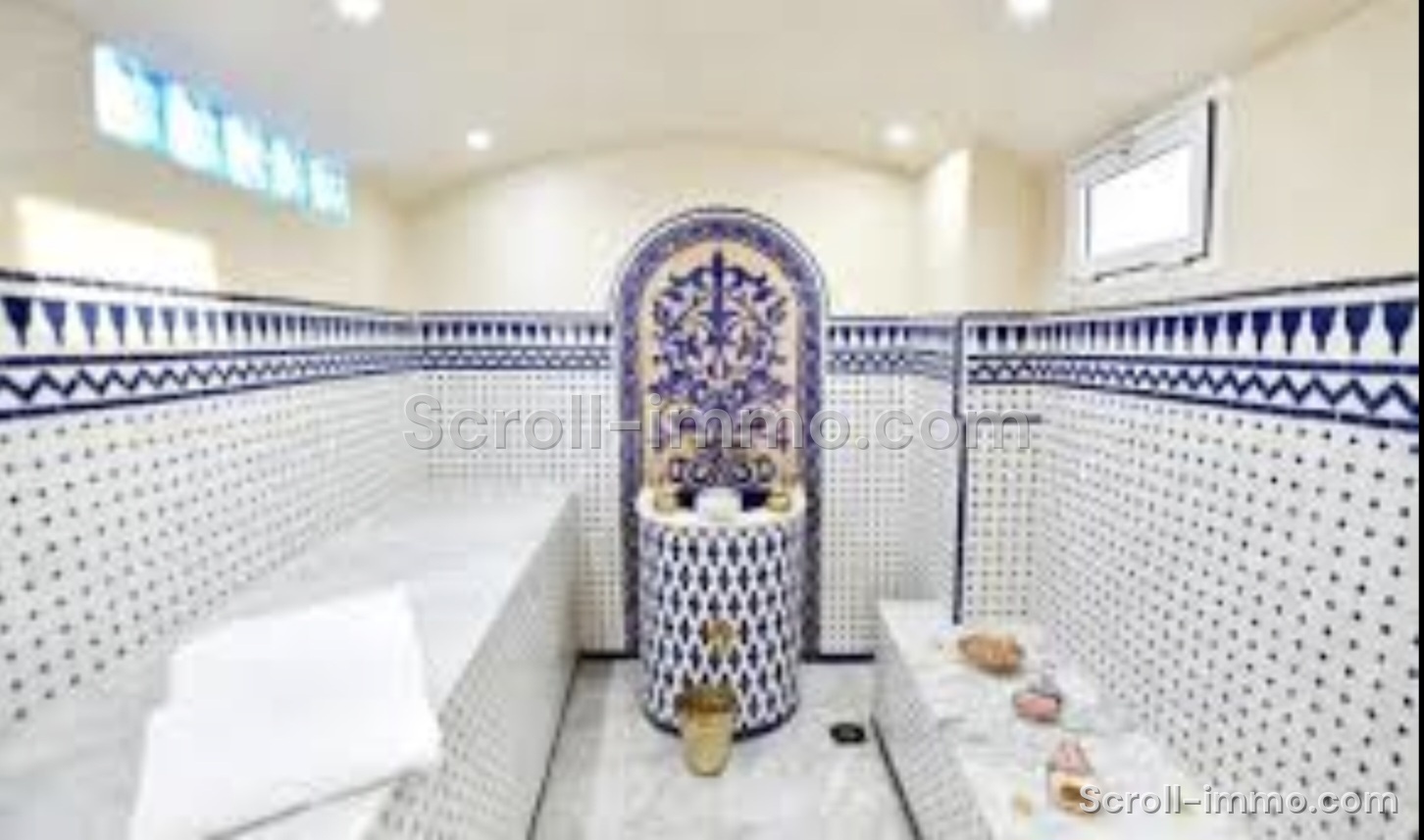 A saisir ! Superbe Riad 6 suites – Kasbah
