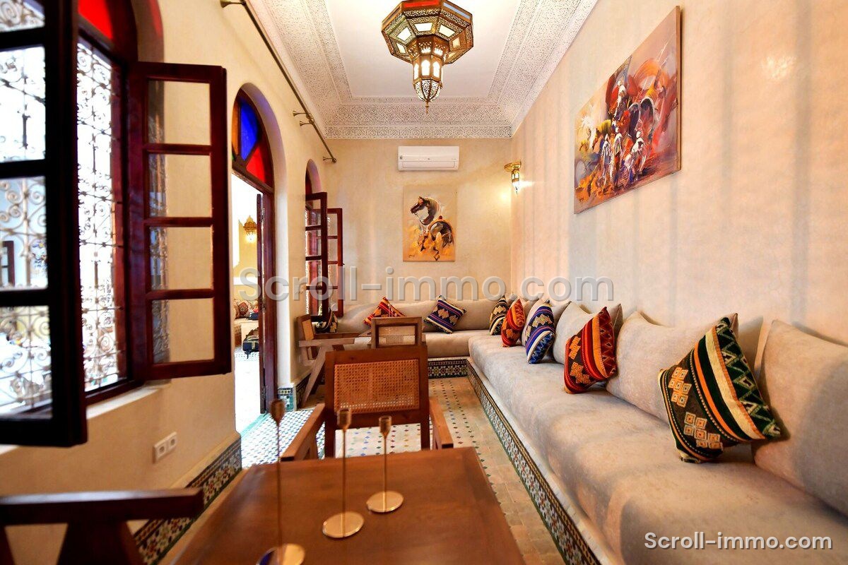 A saisir ! Superbe Riad 6 suites – Kasbah