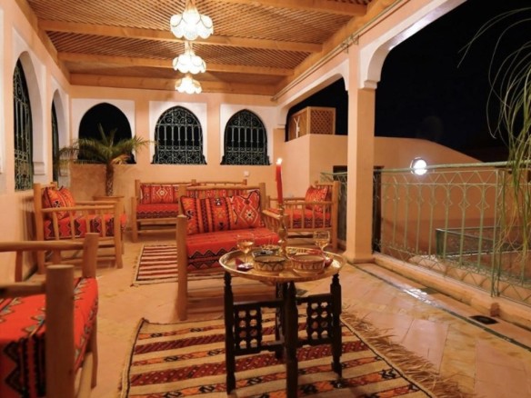A saisir ! Superbe Riad 6 suites – Kasbah