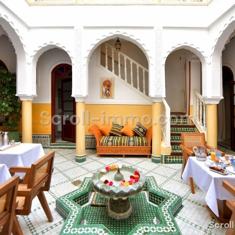 A saisir ! Superbe Riad 6 suites – Kasbah