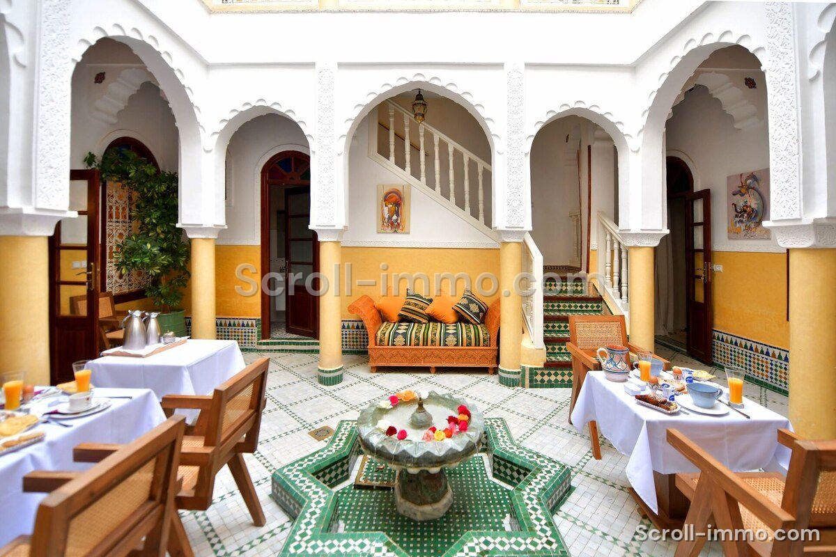 A saisir ! Superbe Riad 6 suites – Kasbah