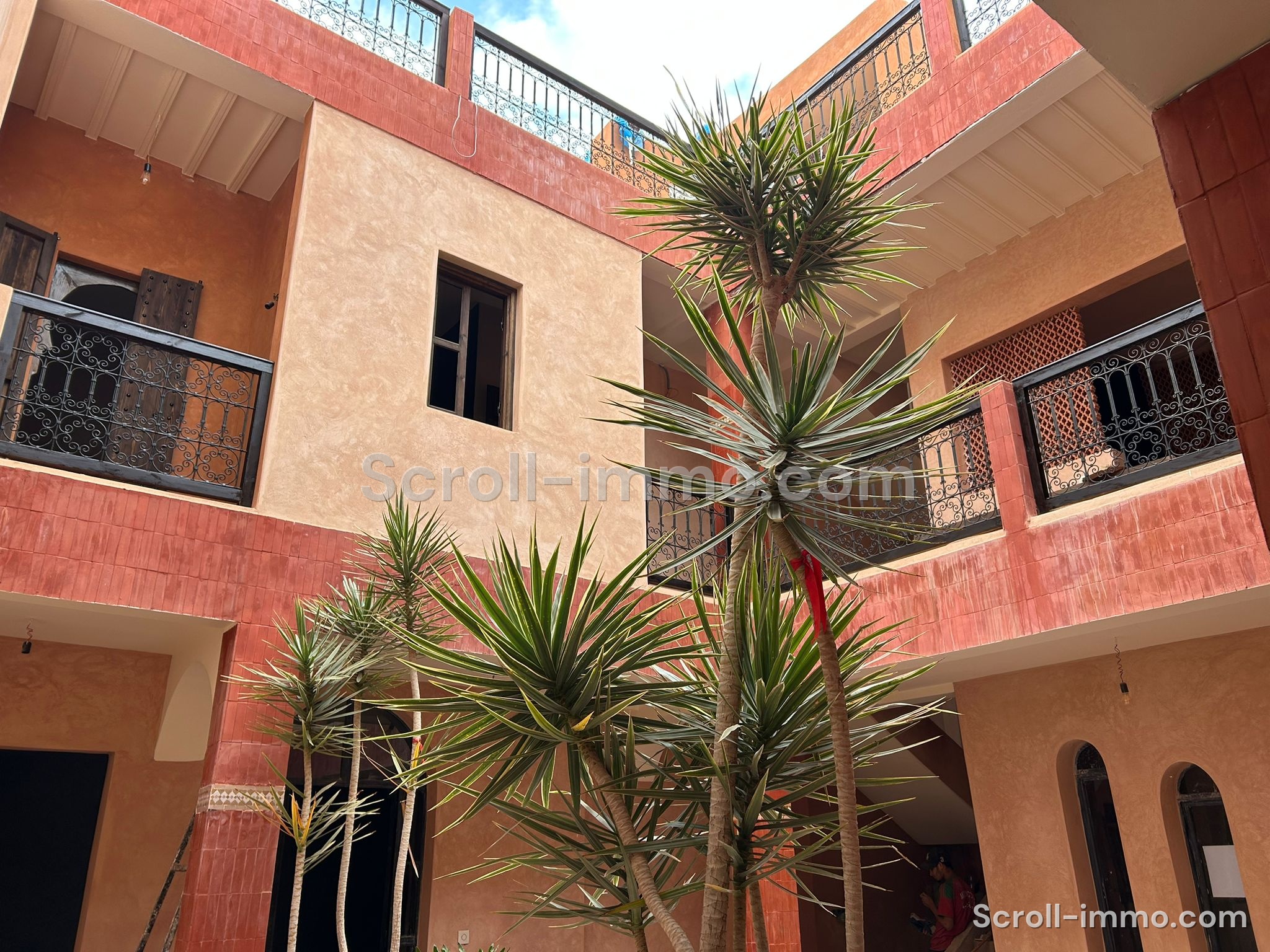 d8c00770-3027-448e-8fa6-30fec34aa6f0-WhatsApp_Image_2026_03_11_at_12.14.59__2_ Riad titré de 160 m² au sol – Piscine chauffée – Quartier Laâgza, proche Riad Laarouss