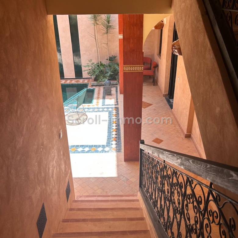 Riad titré de 160 m² au sol – Piscine chauffée – Quartier Laâgza, proche Riad Laarouss