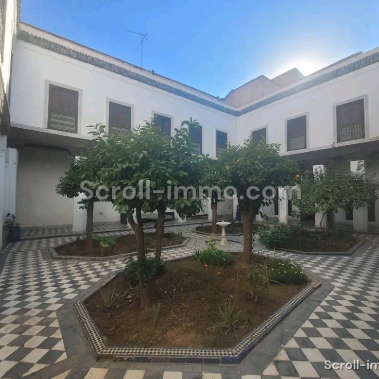 Riad 670m² 20ch Melkia à rénover – Quartier Riad Zitoun
