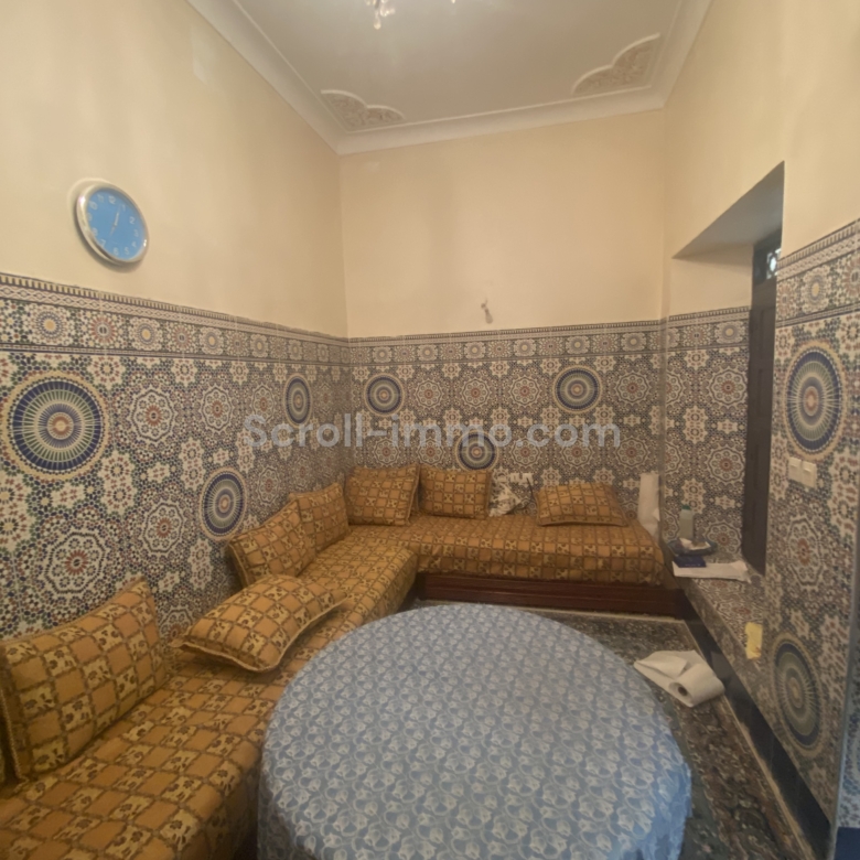 Riad 185m² 5ch en cours de titrage à rénover avec petit hamam à Riad Zitoun