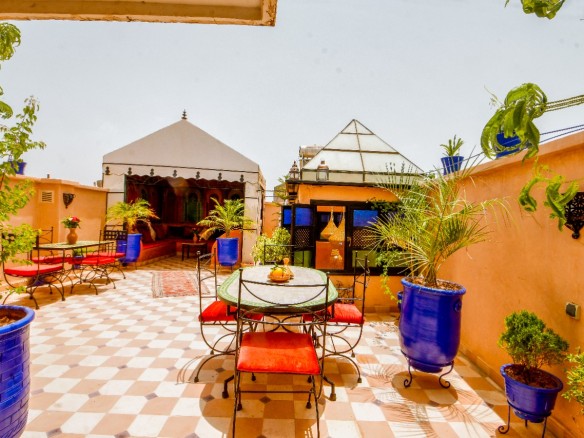 v-Riad 108m2 autorisé maison d’hôtes – bab Allens