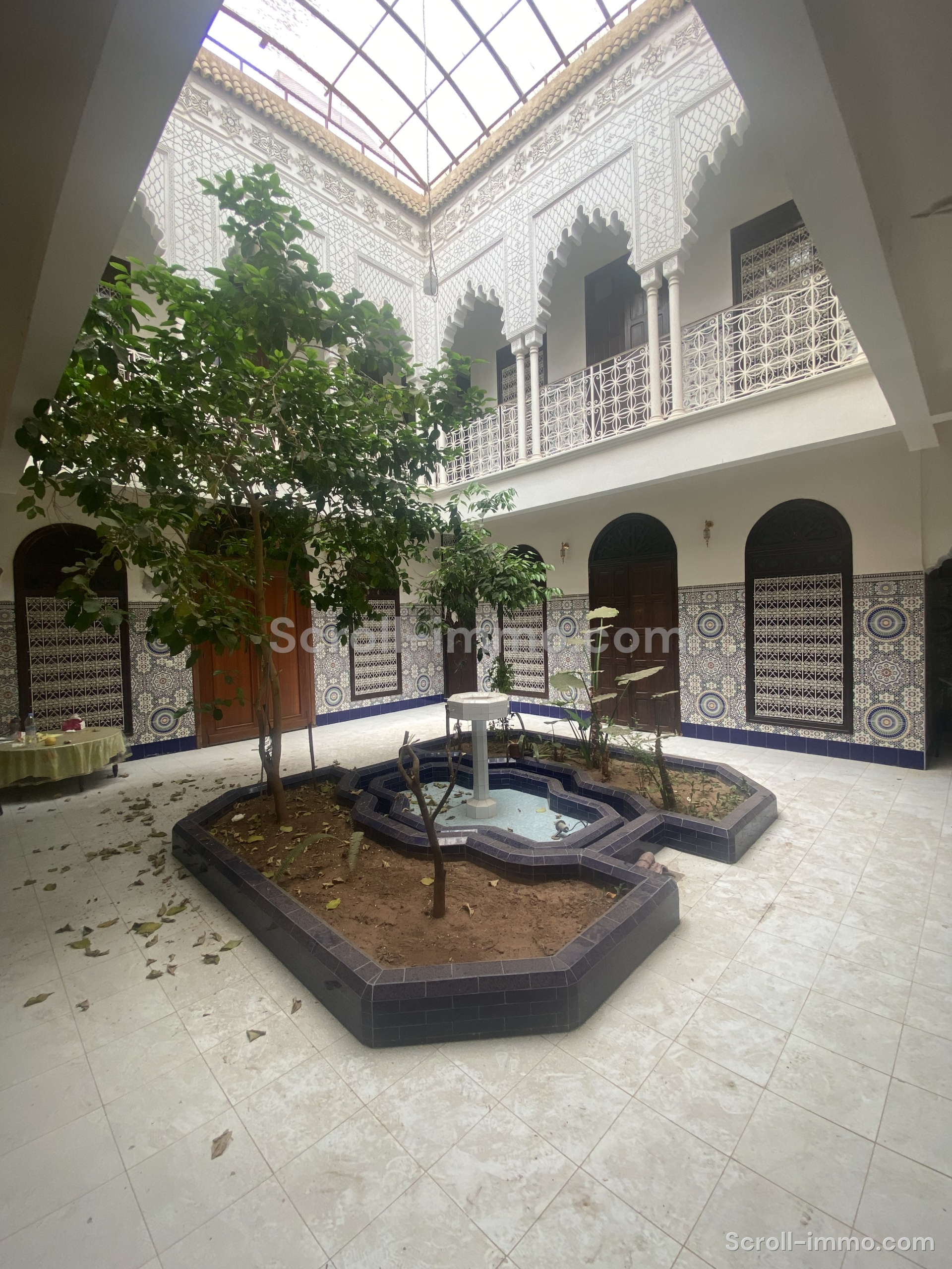 Riad 185m² 5ch en cours de titrage à rénover avec petit hamam à Riad Zitoun
