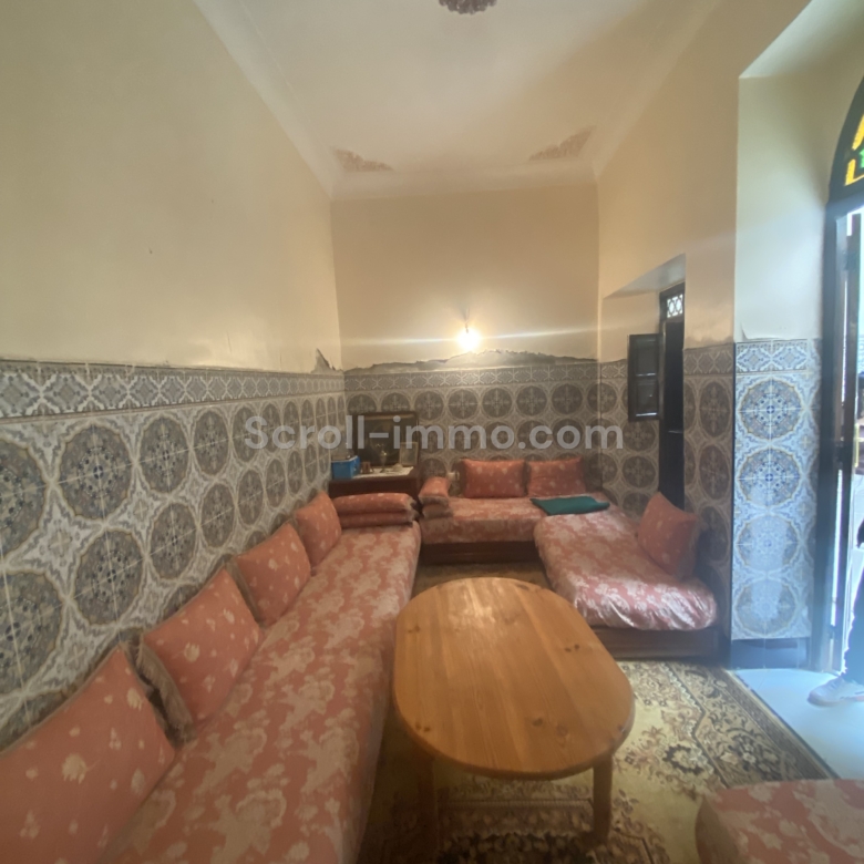 Riad 185m² 5ch en cours de titrage à rénover avec petit hamam à Riad Zitoun
