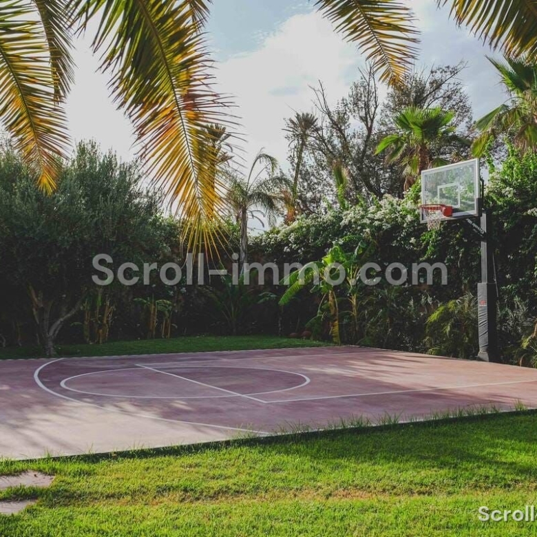 Villa de prestige à côté de hotel Selman 4 Suites