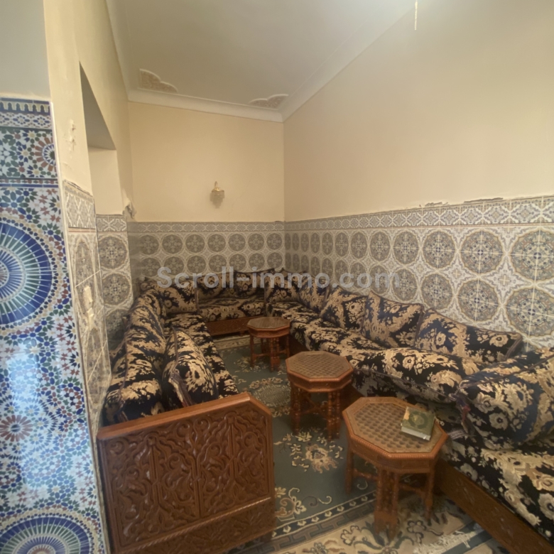 Riad 185m² 5ch en cours de titrage à rénover avec petit hamam à Riad Zitoun
