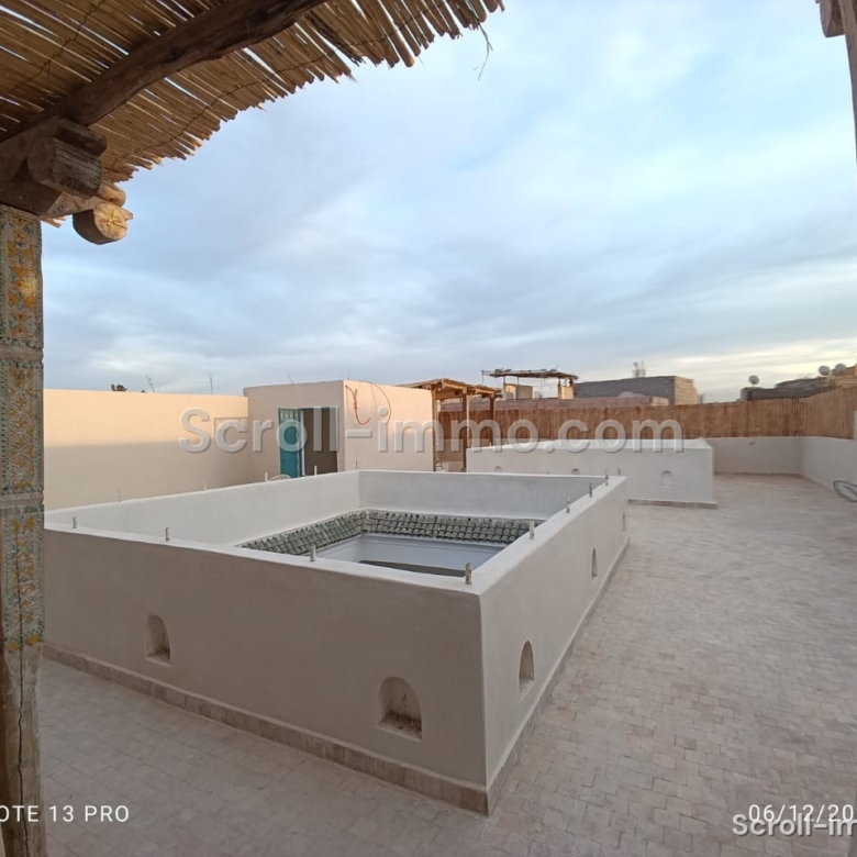 Riad 230m2 fini, titré à Zaouia