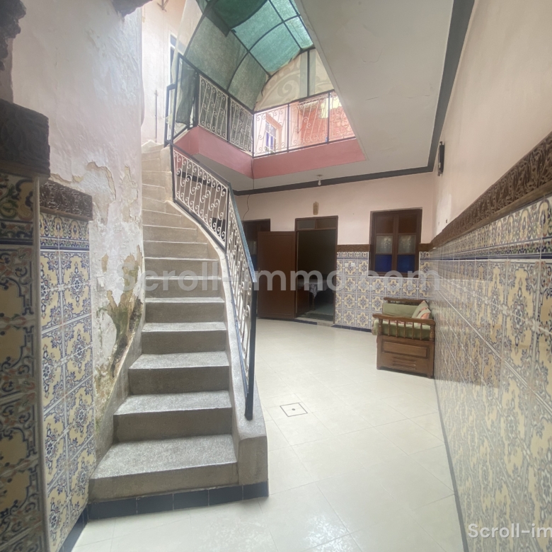 Riad 90m2 à rénover à Bab Hmar
