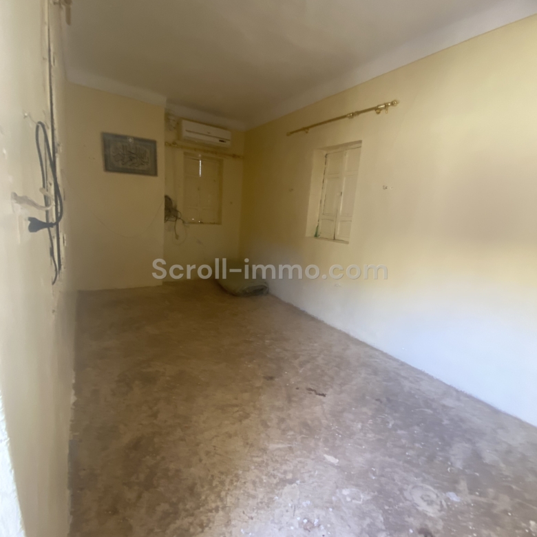 Riad 211m2 a rénové à rénover à Bab Hmar