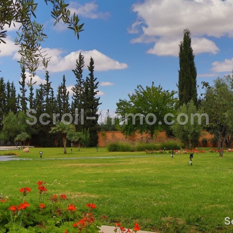 Villa contemporain – 380m² à Route d&rsquo;Ourika