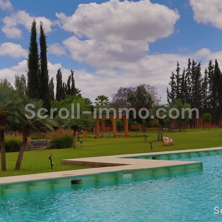 Villa contemporain – 380m² à Route d&rsquo;Ourika