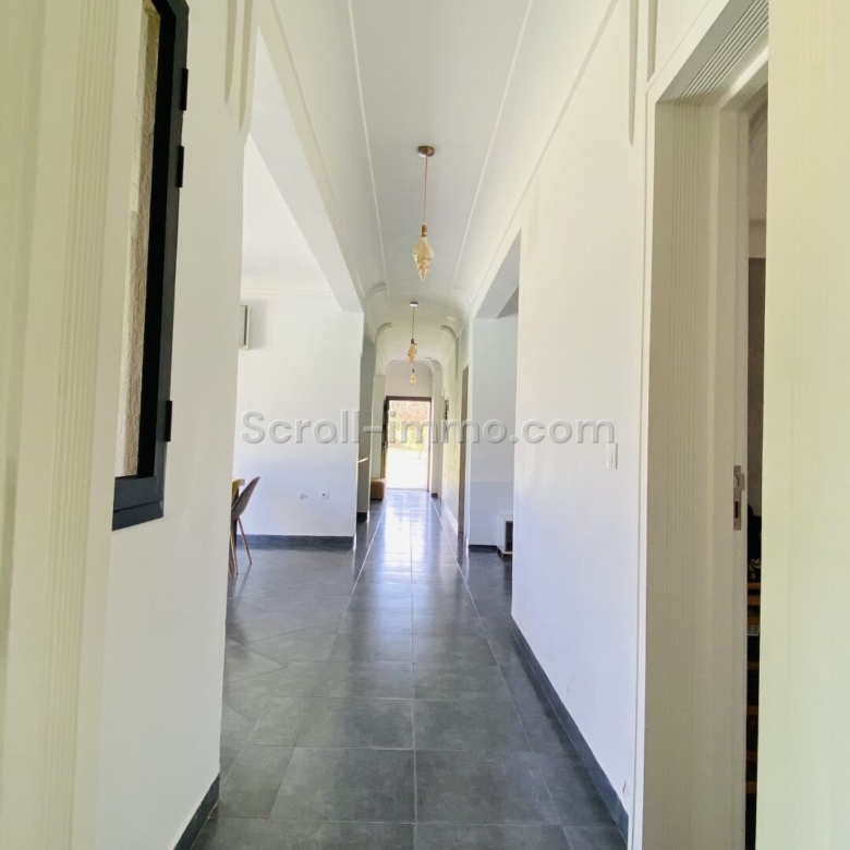 Villa contemporain – 380m² à Route d&rsquo;Ourika