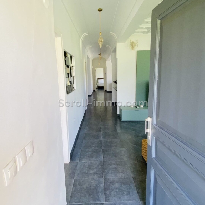 Villa contemporain – 380m² à Route d&rsquo;Ourika