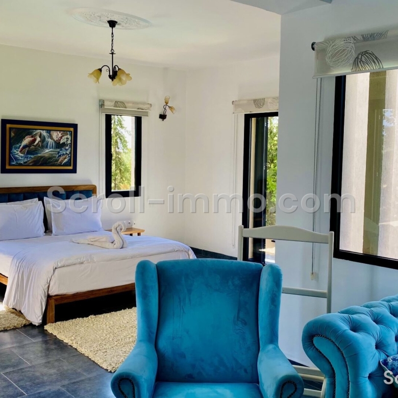 Villa contemporain – 380m² à Route d&rsquo;Ourika