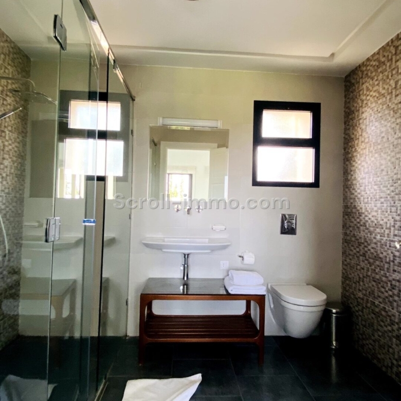 Villa contemporain – 380m² à Route d&rsquo;Ourika