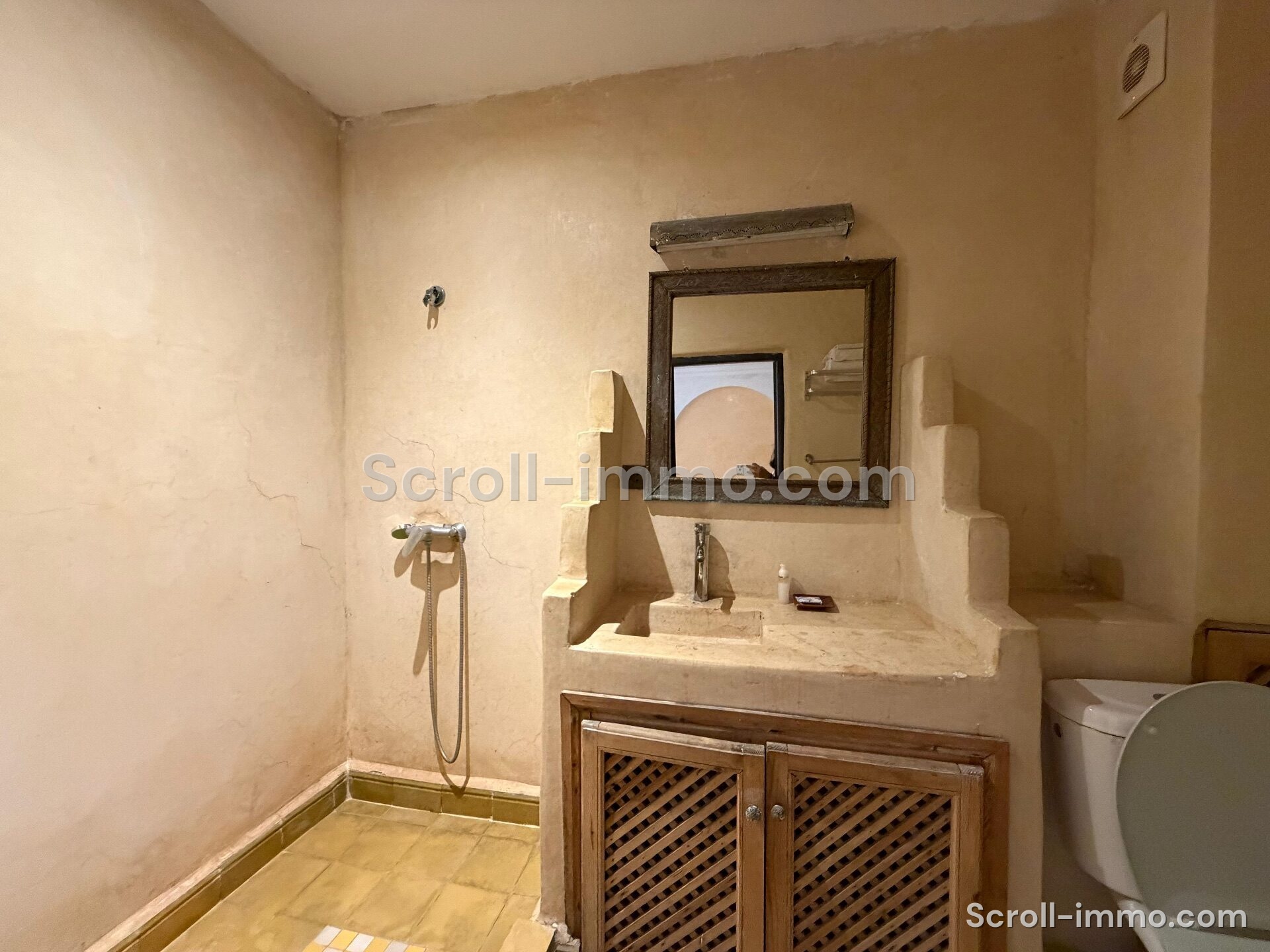 Riad en activité – 200m² à Berrima