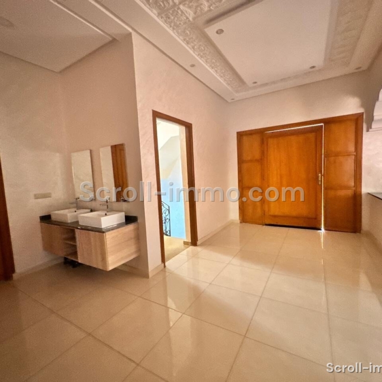 Villa contemporaine – 405m² à Targa