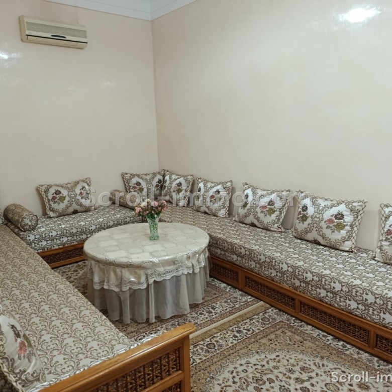 Riad 170m2 a rénové arts ghzail