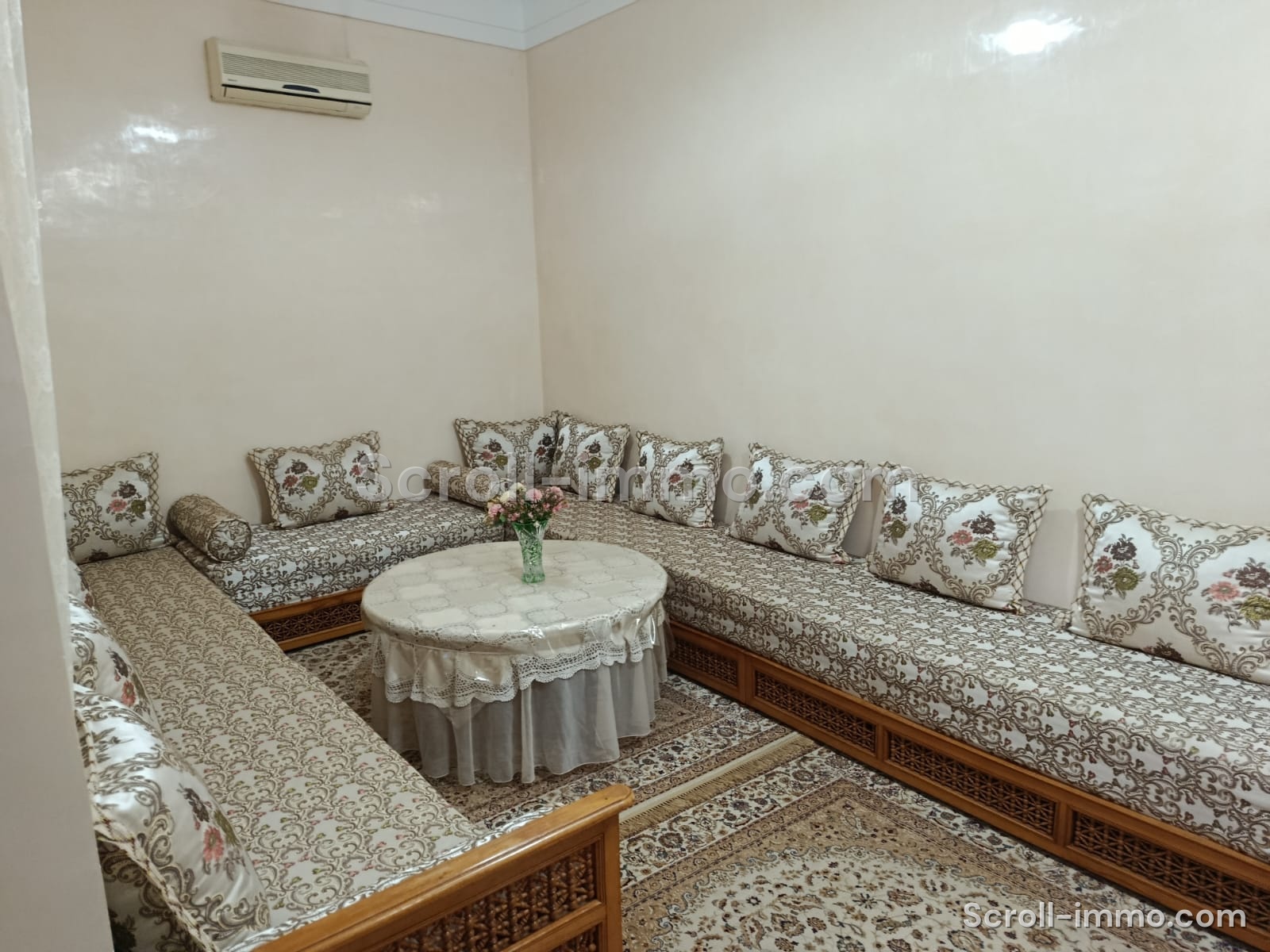 Riad 170m2 a rénové arts ghzail