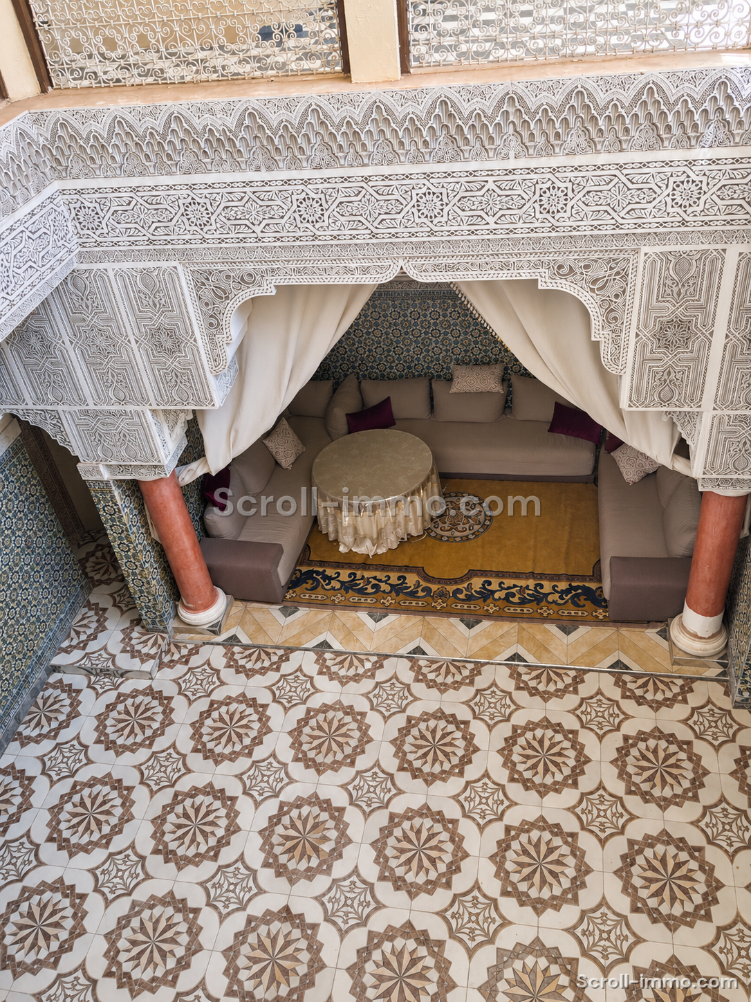 Grand Riad 256 m² Réquisition en cours – Bab Khemis