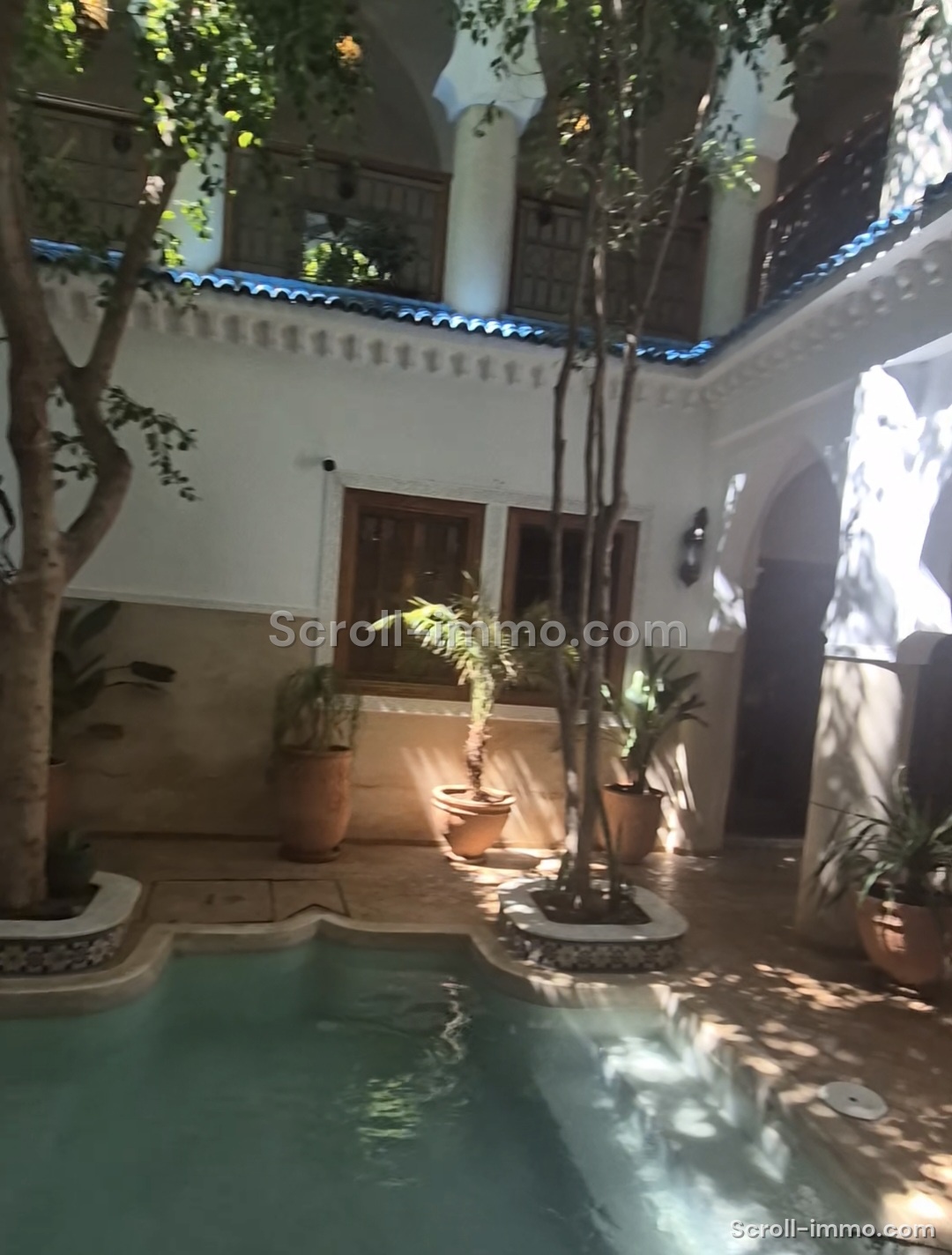 Très beau Riad avec autorisation – Riad Laarouss