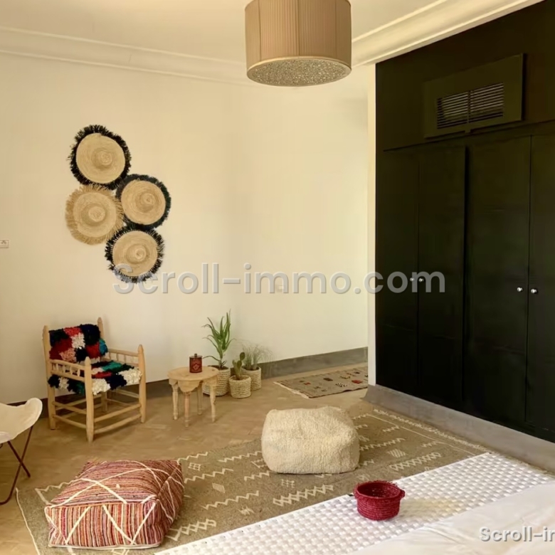Très beau domaine de 12000 m2, villa 4 suites