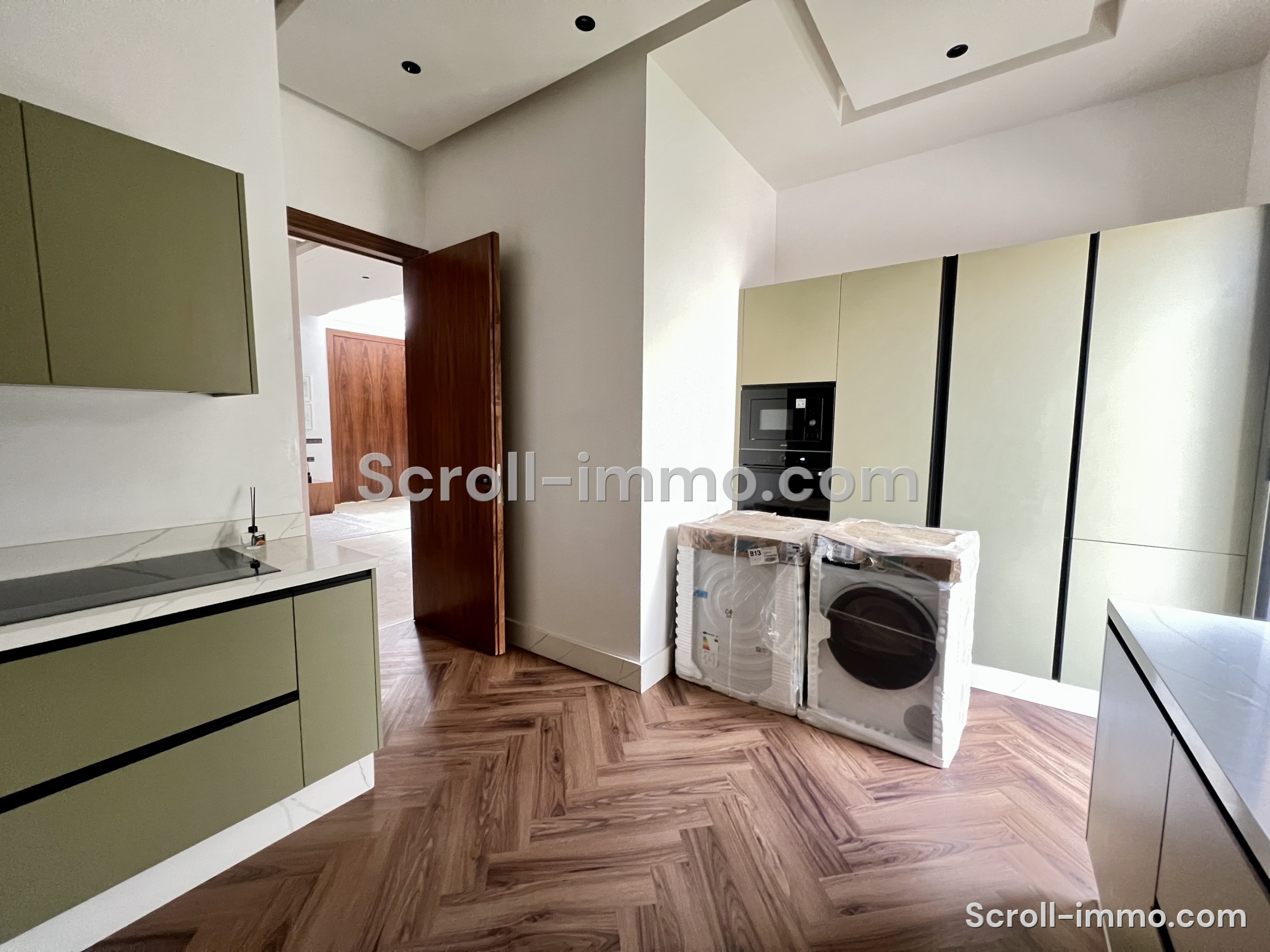 Villa 320m² 4 suites avec ascenseur Route d&rsquo;Amizmiz