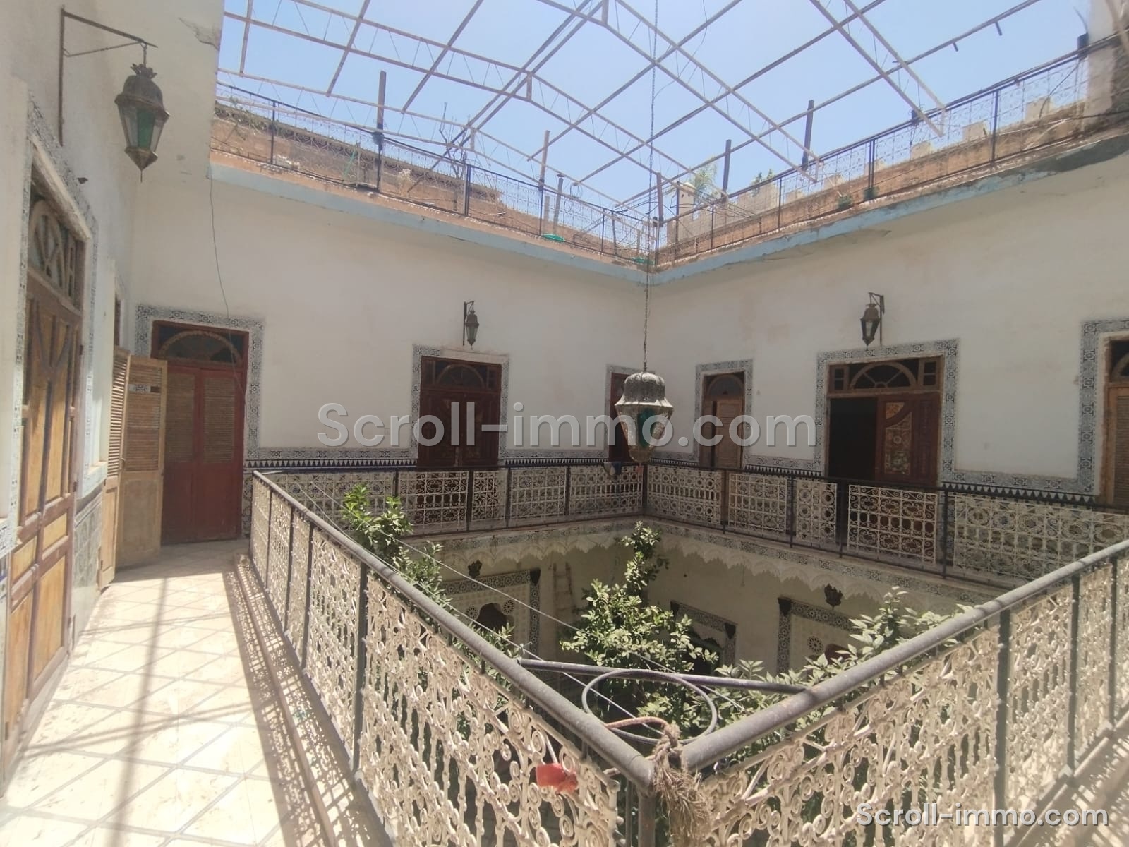 Riad 280m² Titré 8 chambres – Quartier Bahia