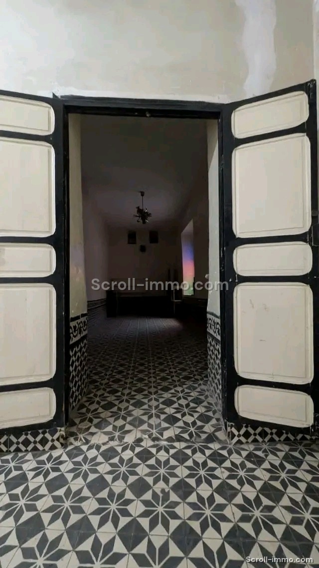 Riad 120m2 à rénover à Laksour