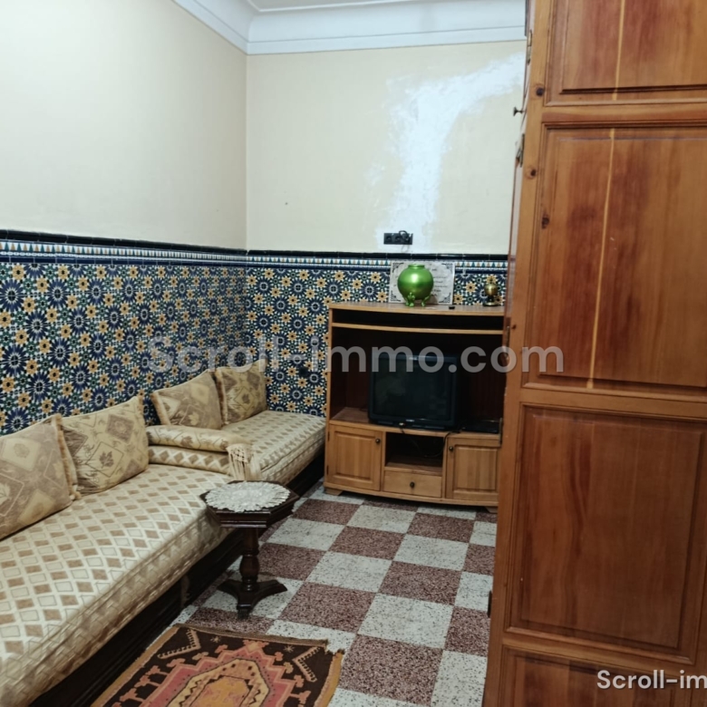 Riad 170m2 a rénové arts ghzail