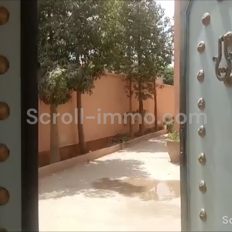 Villa Melkia 350m² – route Ourika – hors VNA